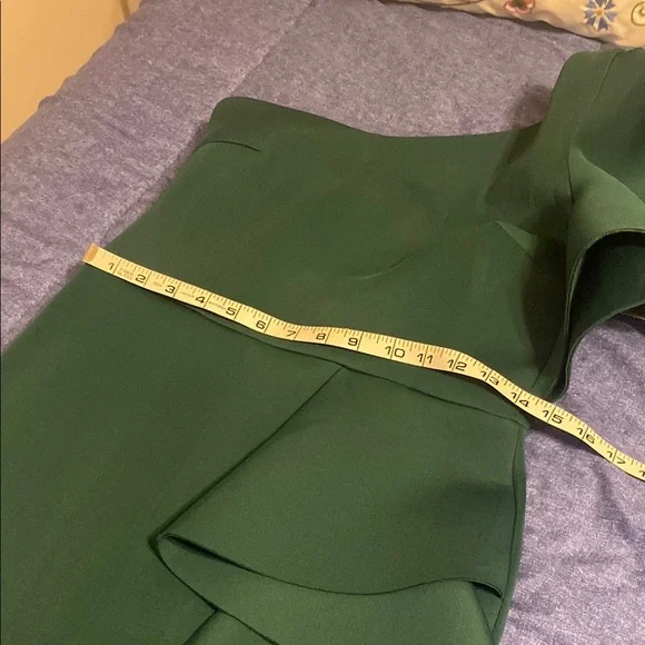 Emerald Green One-Shoulder Ruffled Cocktail Dress - Picture 6 of 9
